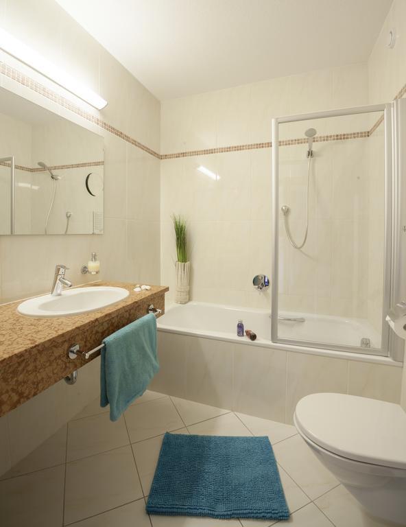 Raffl'S Hotel Leutasch Room photo